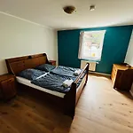 شقة Poppelvitz Altefähr