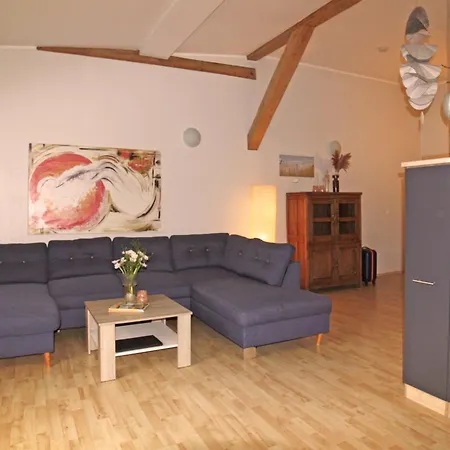 Poppelvitz Apartment *
